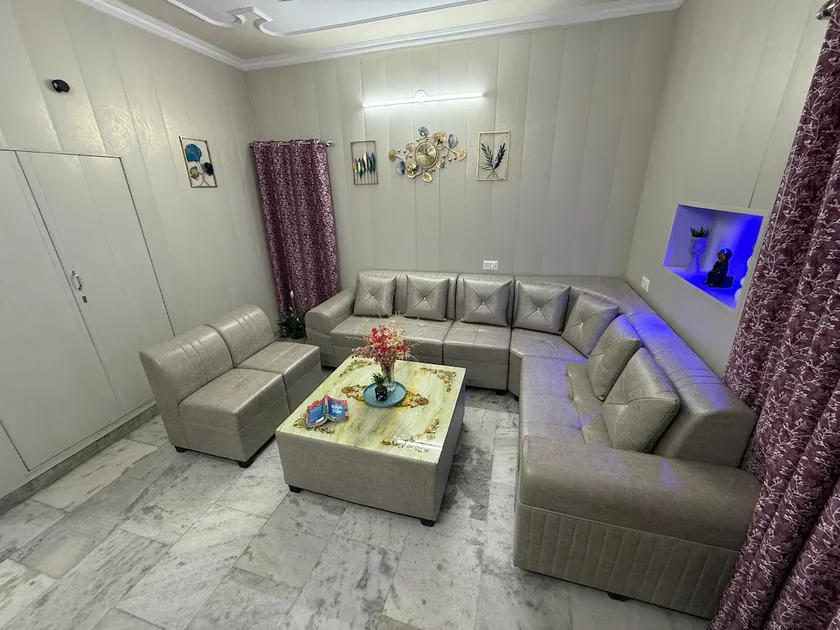 Exclusive 1BHK By Saini Homestay-Near Max Hospital - Image 1