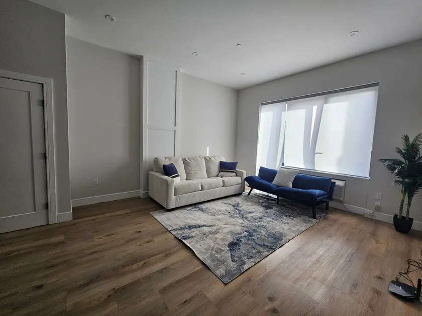 Modern unit near NYC/Metlife - Image 1