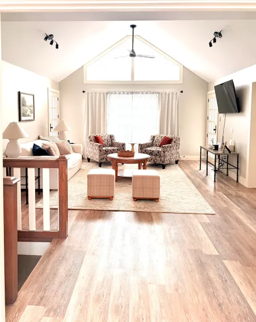 A Peaceful Brookside Vermont Retreat - Image 1