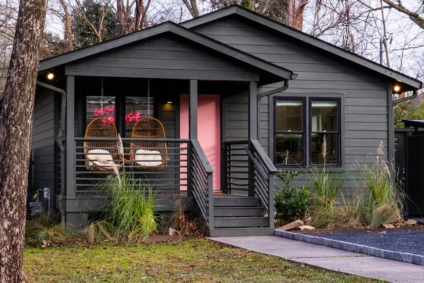 Hot Tub | Sleeps 10 | 8 Min to Atlanta Stadium - Image 1