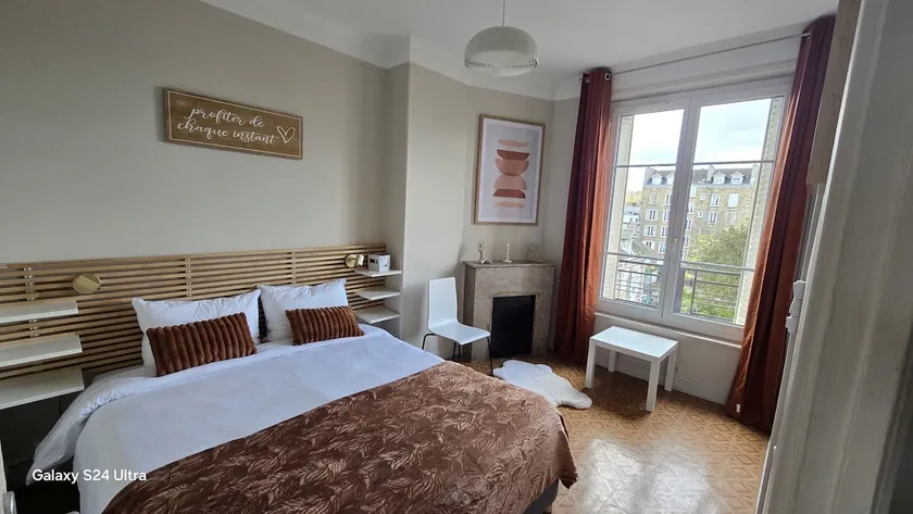 Premium apartment 10 minutes from Paris - Image 1