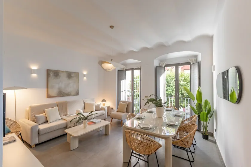 Appartement moderne 2 chambres avec clim, Wi-Fi et cuisine équipée - Séville - Image 1