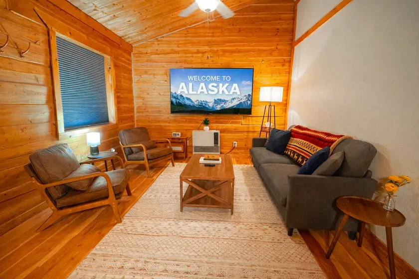Cozy Log Cabin for Northern Lights | Hot Tub - Image 1