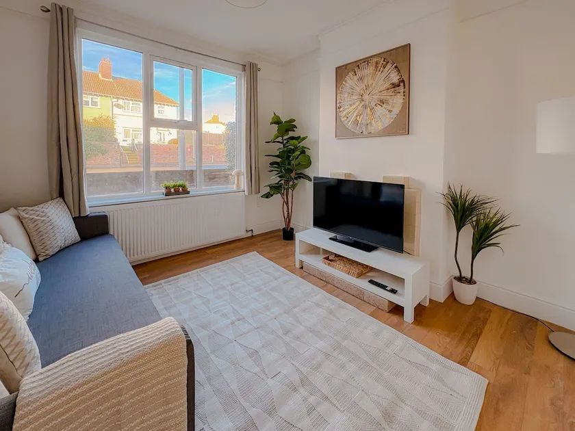 Yarmouth Road - Image 1