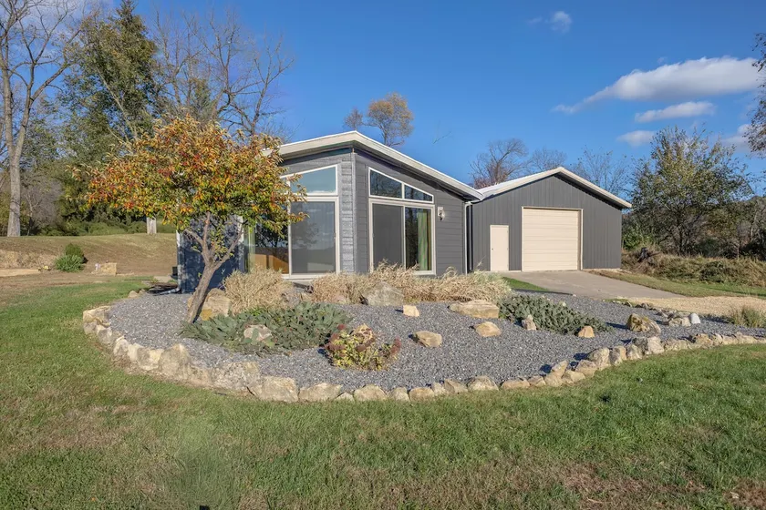 Copper Creek Getaway Sleeps 6 Hot Tub - Image 1