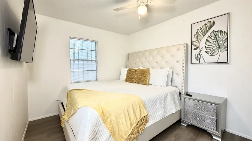 Comfortable 4BR Home in Central Pharr - Image 1