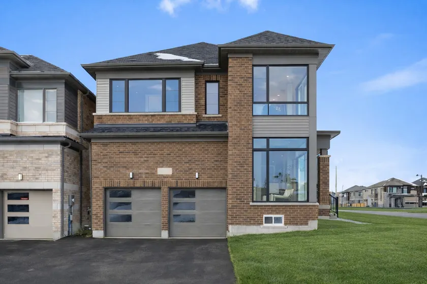 4BR Retreat ~Brand New Detached ~Spotless ~ Erin - Image 1