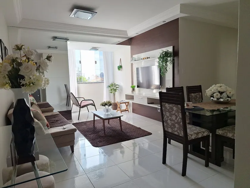 Cozy apartment, Downtown, near the Waterfront and Shopping Mall - Image 1