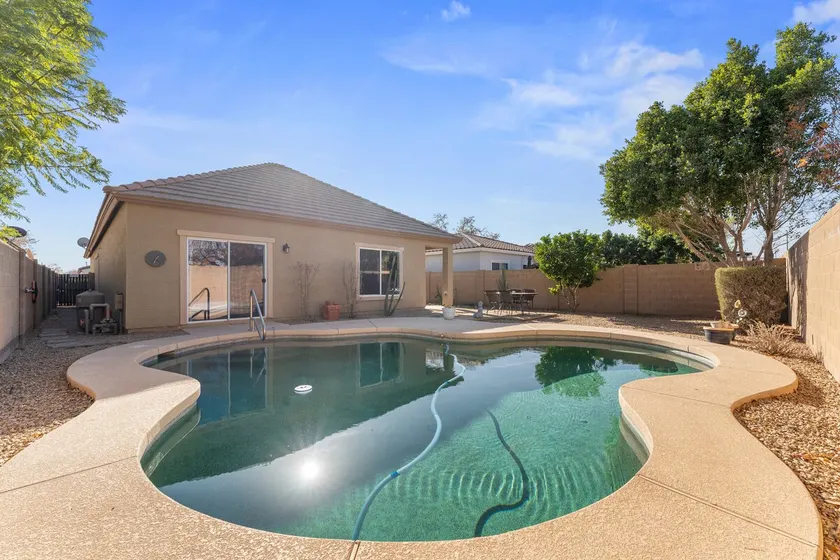 Desert Pool Haven | Bright Retreat in Surprise - Image 1