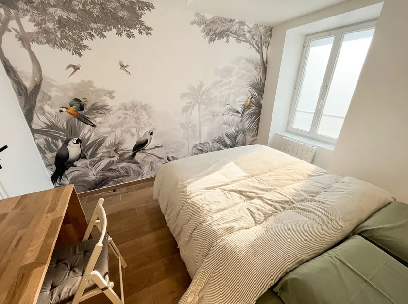 Charming 2-room apartment near Château Vincennes, ideal for couples - Image 1