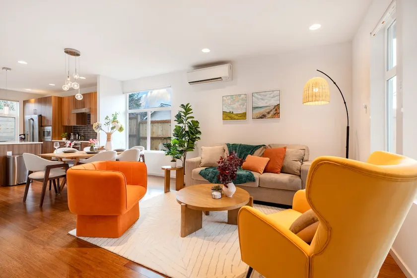 Spacious Modern House Rooftop Backyard Loft 3B2.5B - Image 1