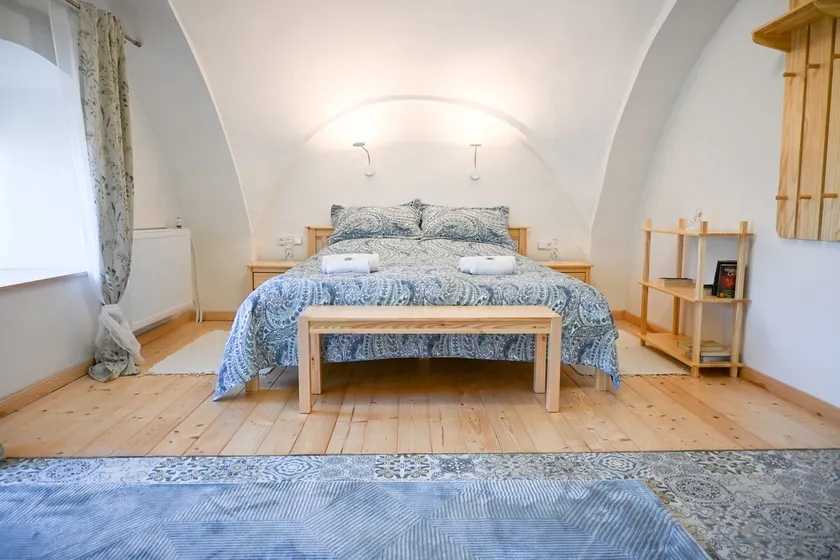 Family apartment with 2 rooms, kitchenette and balcony - Image 1