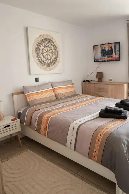 Chalkida Downtown Rooftop Apartment+free parking - Image 1