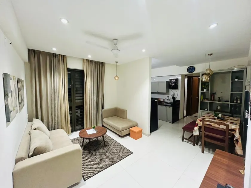 Peaceful 2BHK near Sula | AC | WiFi | Farm View - Image 1