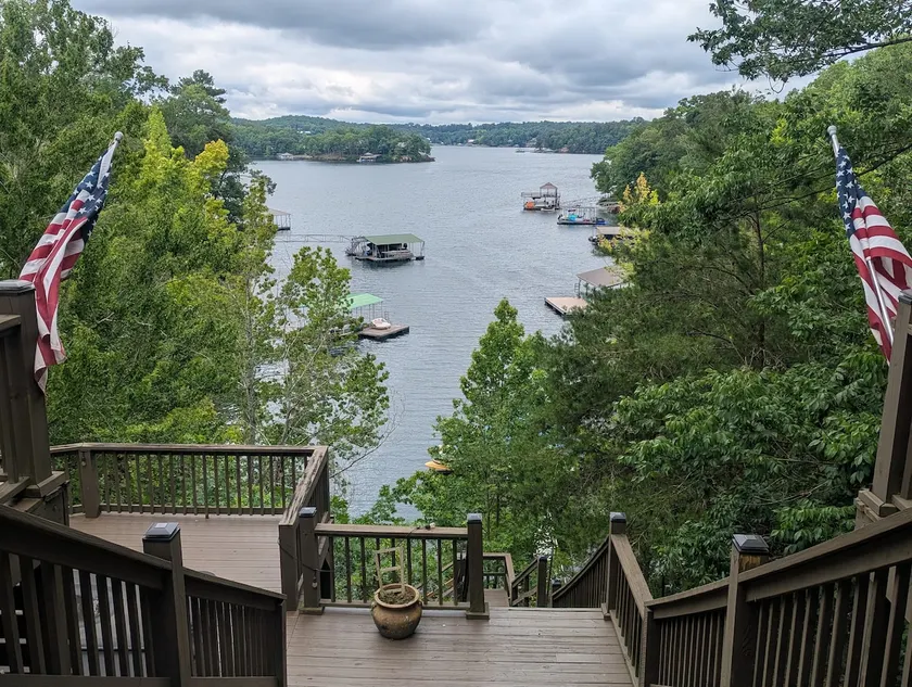 The Cove At Smith Lake - Image 1