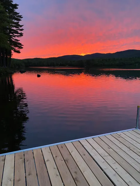 Lake & Mountain Retreat | Dock, Kayaks, Hiking - Image 1