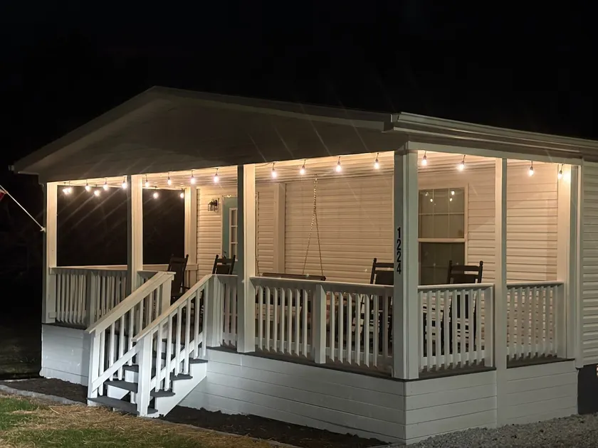 Mimi's Mountain Hideaway-on beautiful Mowbray Mt. - Image 1