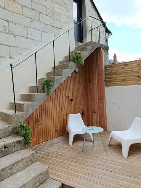 Cozy loft with terrace by the Loire - Image 1