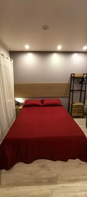 Cozy independent studio - Image 1