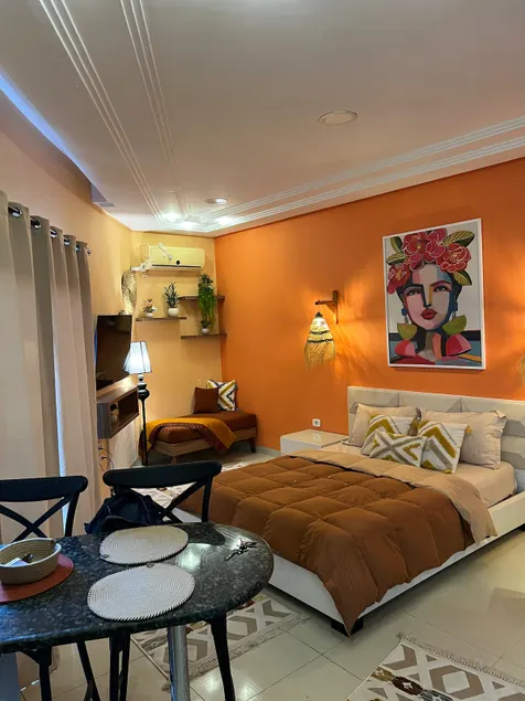 Modern studio flat - Image 1