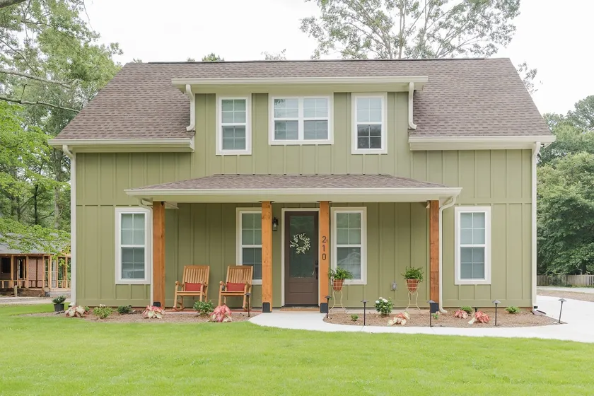 Cozy New 3BR Home in Quiet Carrollton Neighborhood - Image 1