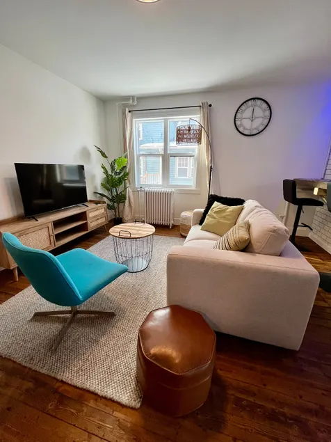 Modern-Vintage Design Loft • Close to Everything - Image 1