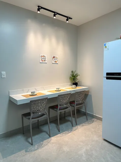 House 1 is comfortable and close to everything - Image 1