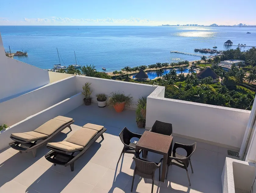 Luxury Beachfront 2BR | Big Pool | Private Rooftop - Image 1