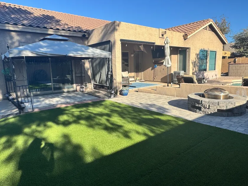Spacious Getaway & Golf Retreat - Image 1