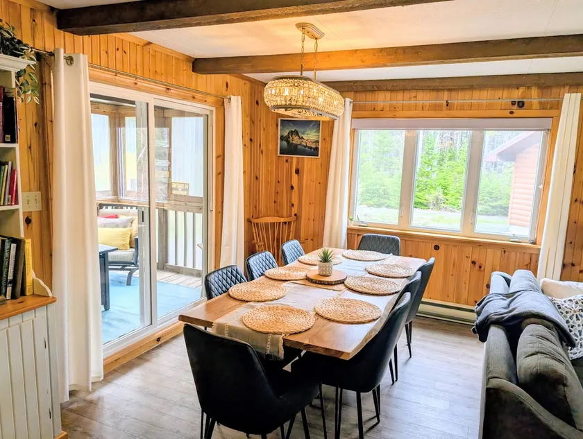 Spacious Luxe-Lodge 5br Lakefront - Image 1