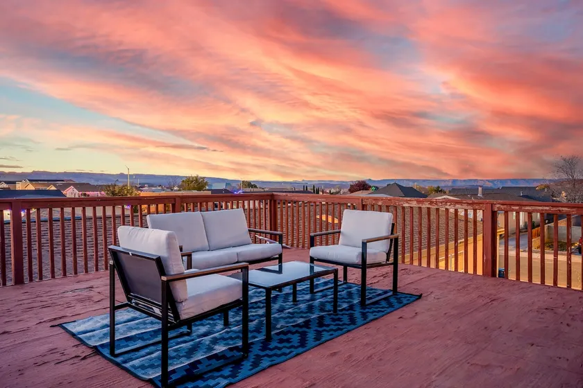 Haven in the Canyons - Group Home Near Antelope Canyon - Image 1