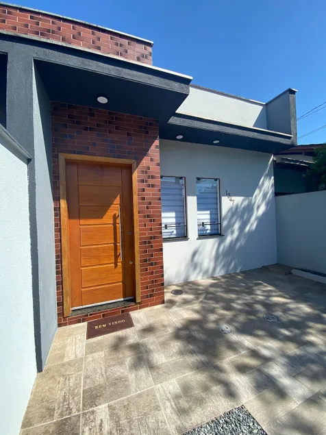 Spacious one-story house, 3 bedrooms, Wi-Fi, washer and dryer - Image 1