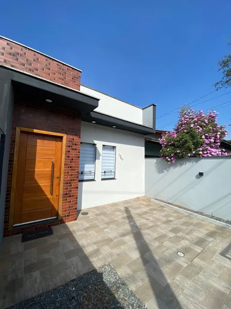 One-Story House|3 Bedrooms|6 People|Wi-Fi|Washer and Dryer - Image 1