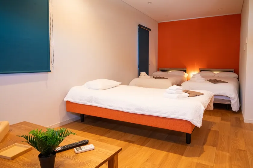 7-minute walk from Tsuruga station/Apartment hotel/Room 201 (49 ㎡)/Up to 4 adults/Central Tsuruga/Long-term stays welcome - Image 1