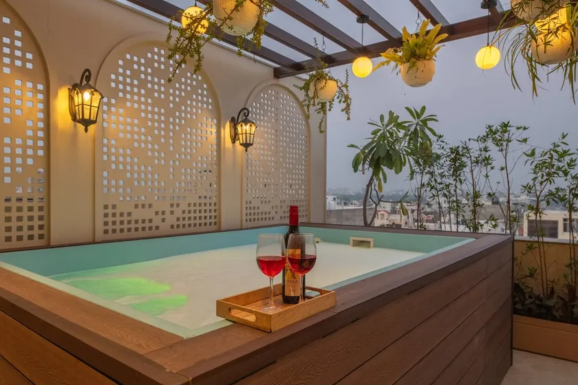 Miorah Chalet : Luxury 2BHK w/Jacuzzi @Jaipur - Image 1