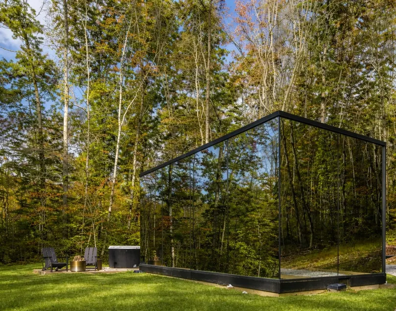 The Illusion|Romantic Mirrored Cabin - Image 1