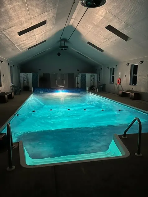 Available in March, renovations underway, book now - Image 1
