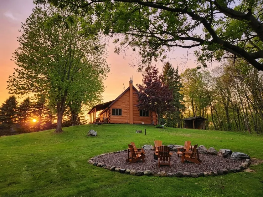 The Cabin on Kettlewood Acres - Private Forest - Image 1