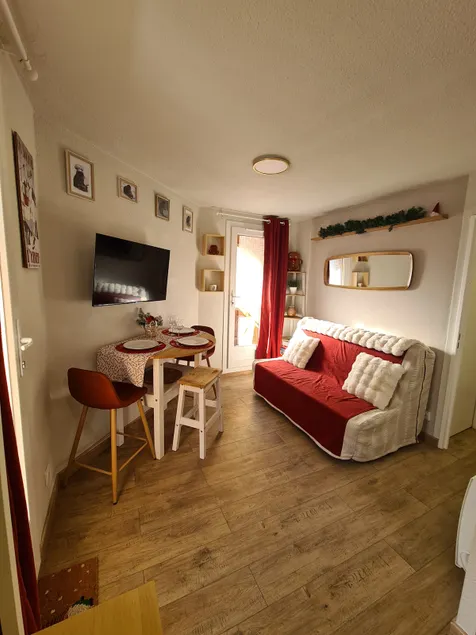 Le Refuge de Nissou - 6 people - Direct access to the garden - Image 1
