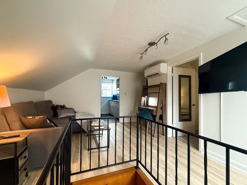 Loft Style Apartment in Chatham - Image 1
