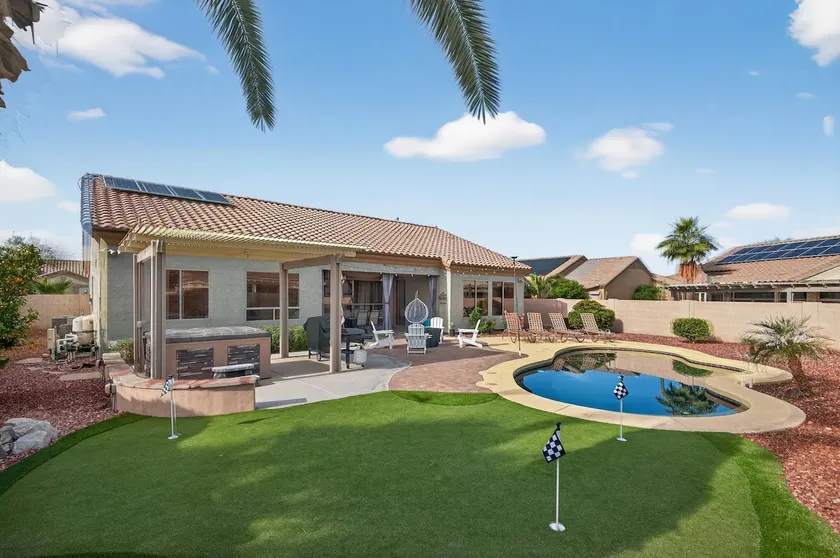Heated Pool & Hot Tub | Putting Green - Image 1