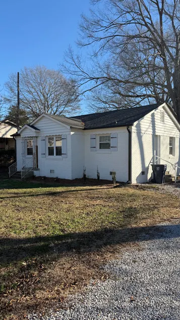The Retreat on 6th Street - Image 1