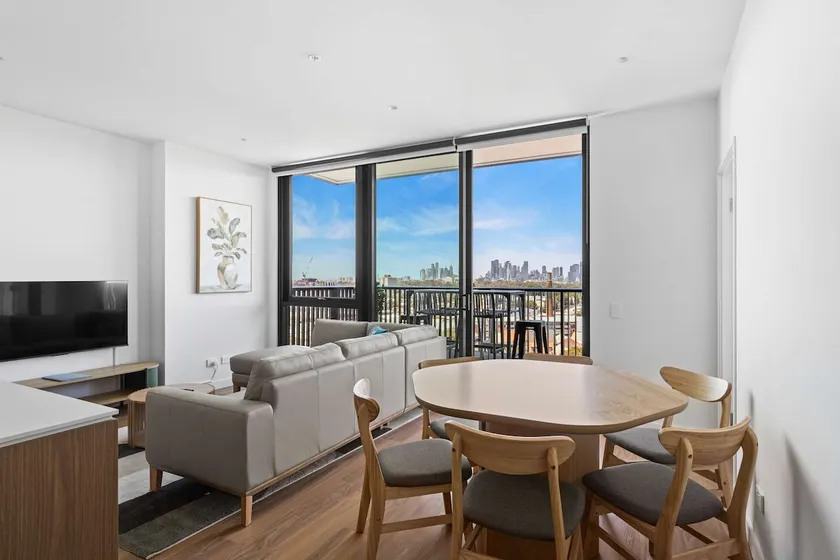 City View 3BR | Free Parking | Family Friendly - Image 1