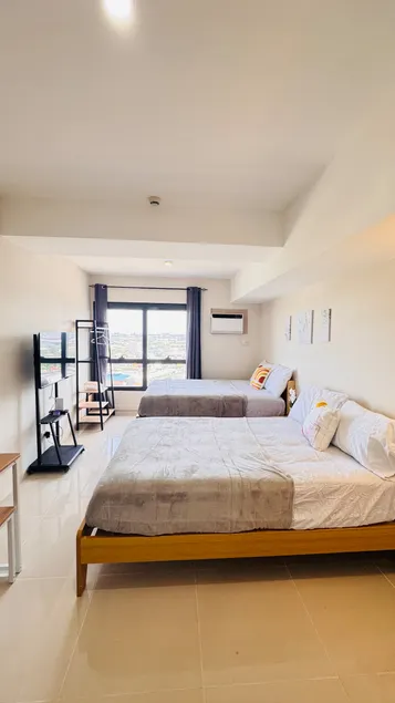 SM j mall side living modern comfort condo 19S01 - Image 1