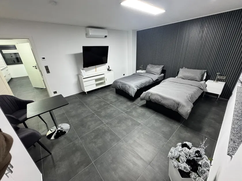 3 BR Nice Apartment Gelsenkirchen - Image 1