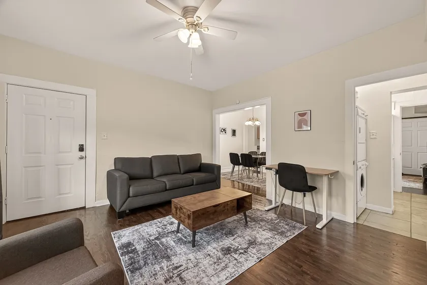 1B/1B Sleeps 4 -Midtown Cozy Apartment - Peaceful - Image 1