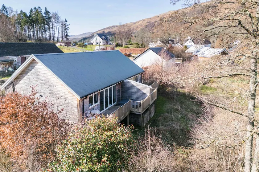 Garth Cottage - Riverside with Private Hot Tub - Image 1