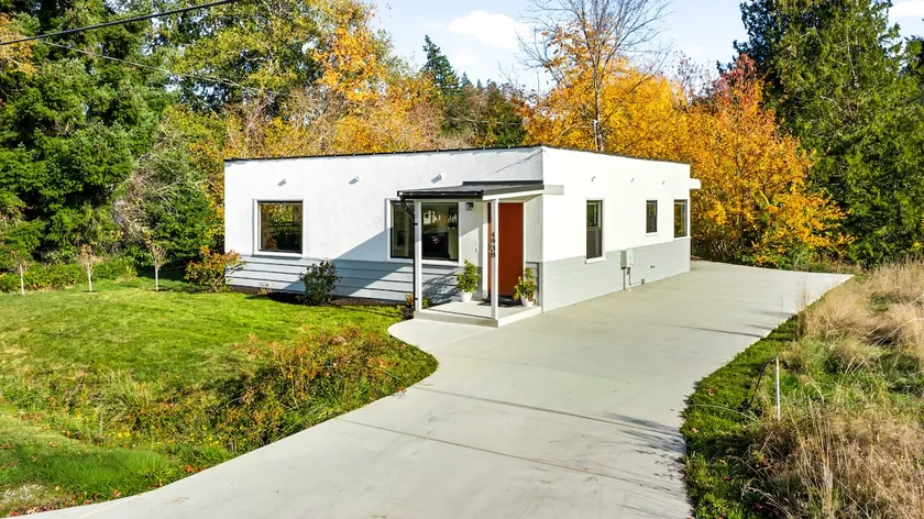 The Naomi Cottage - Image 1
