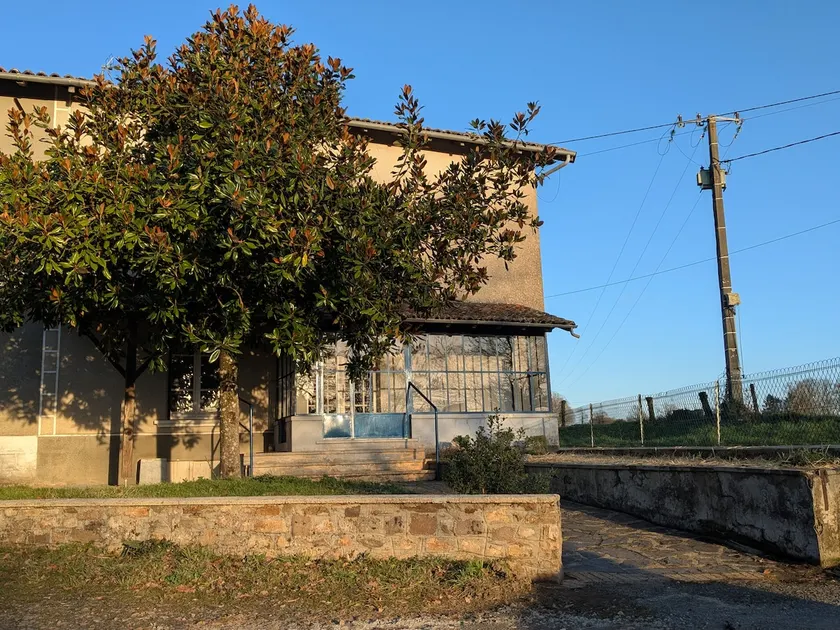 Country House - Image 1