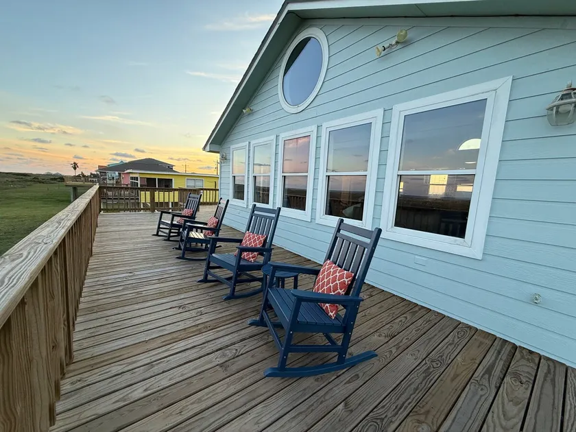 Paloma Beach House - Image 1